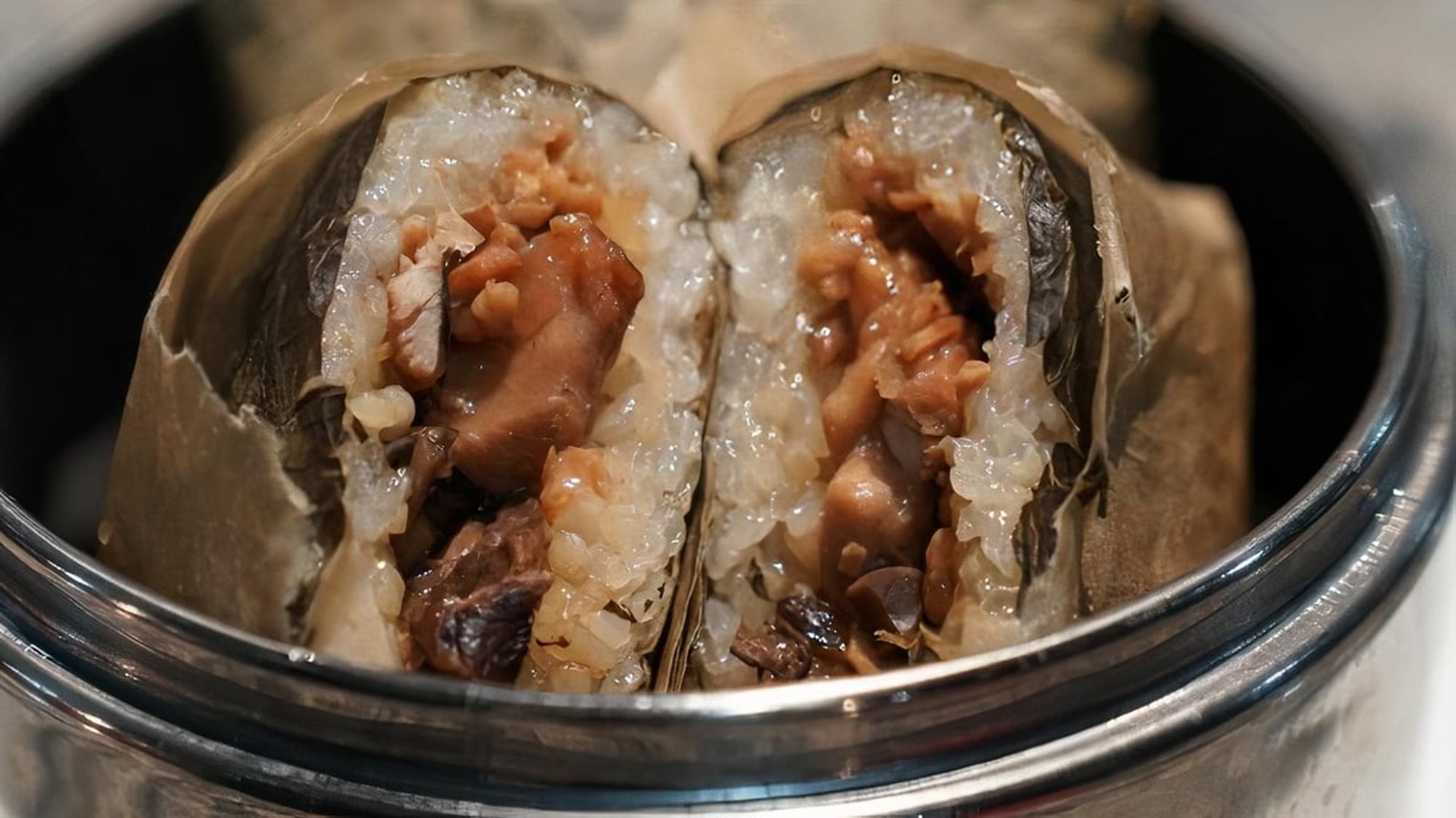 Steamed Sticky Rice with Lotus Leaf (2)