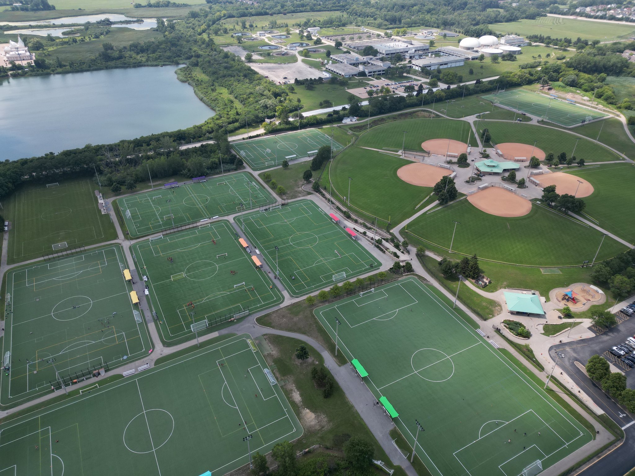 Holiday Inn Express & Suites Chicago Schaumburg by IHG Image