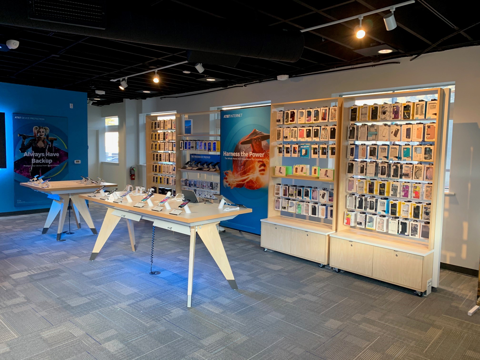 AT&amp;T Store - CLOSED Logo