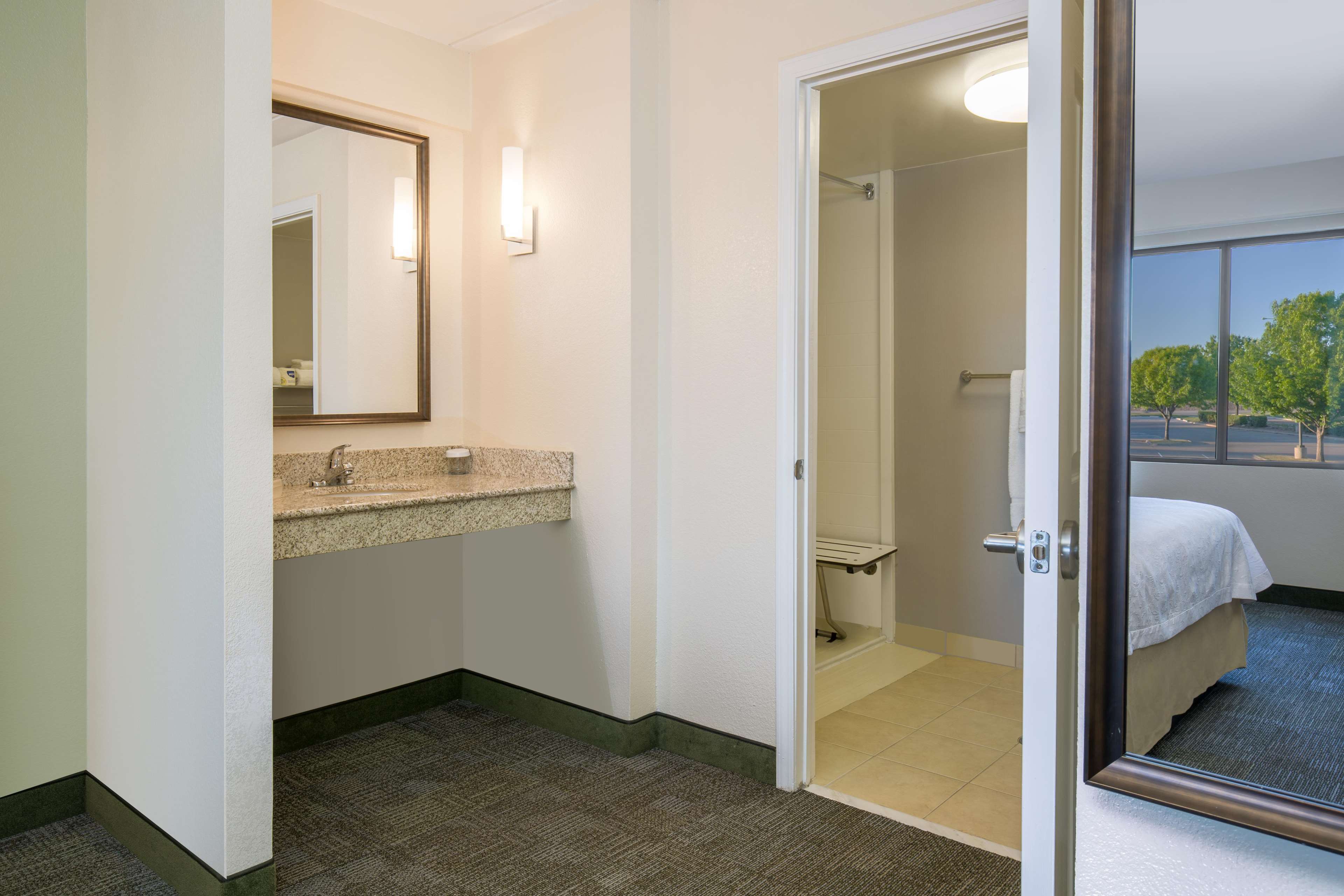 Homewood Suites by Hilton Ft. Worth-North at Fossil Creek Photo