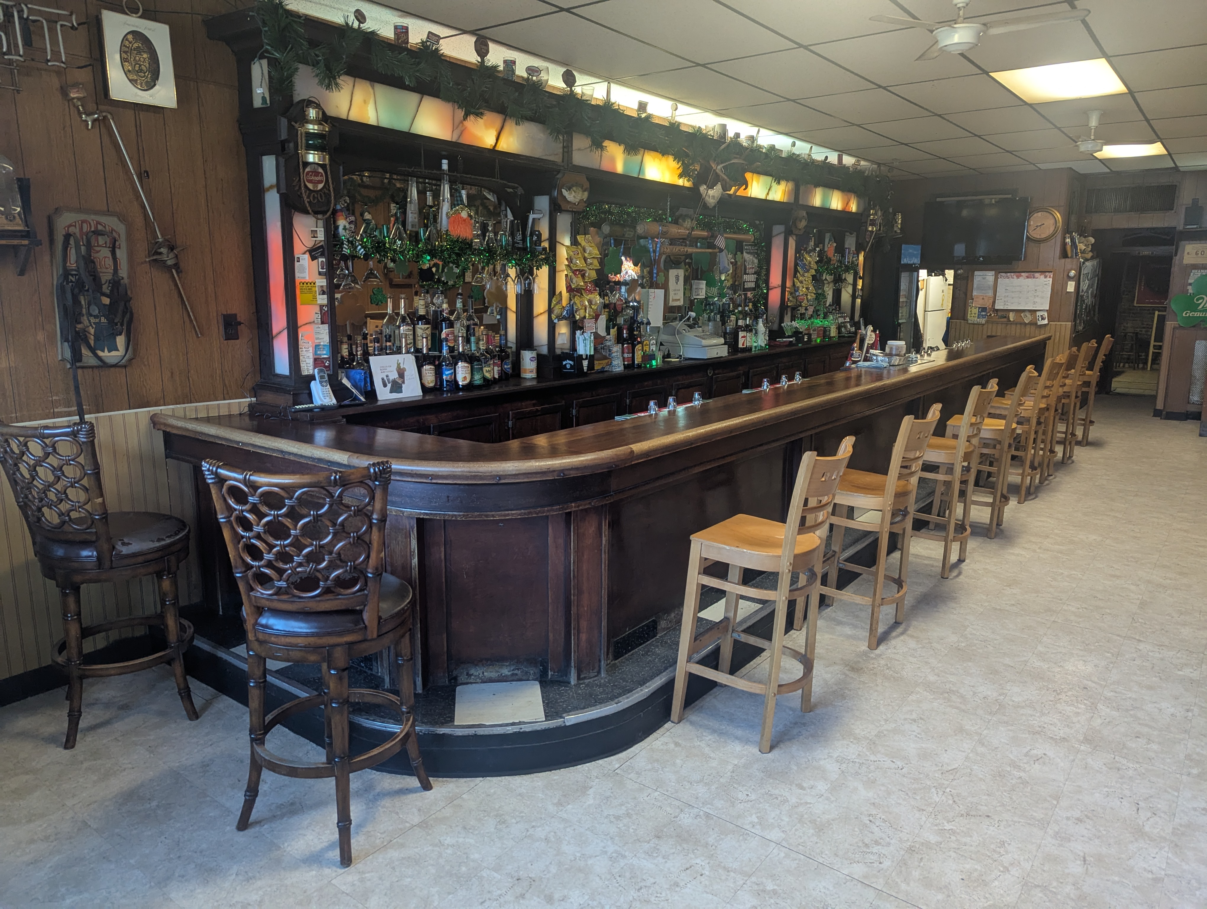 Kelly's Shamrock Tavern Image