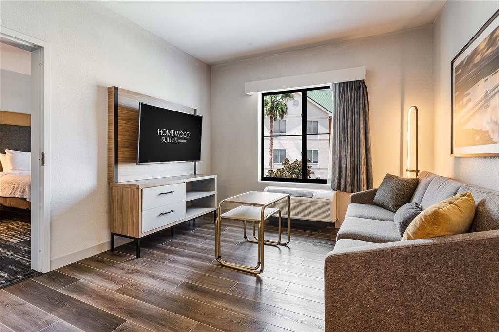 Homewood Suites by Hilton Beaumont, TX Image