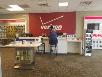 Verizon Authorized Retailer - TCC Photo