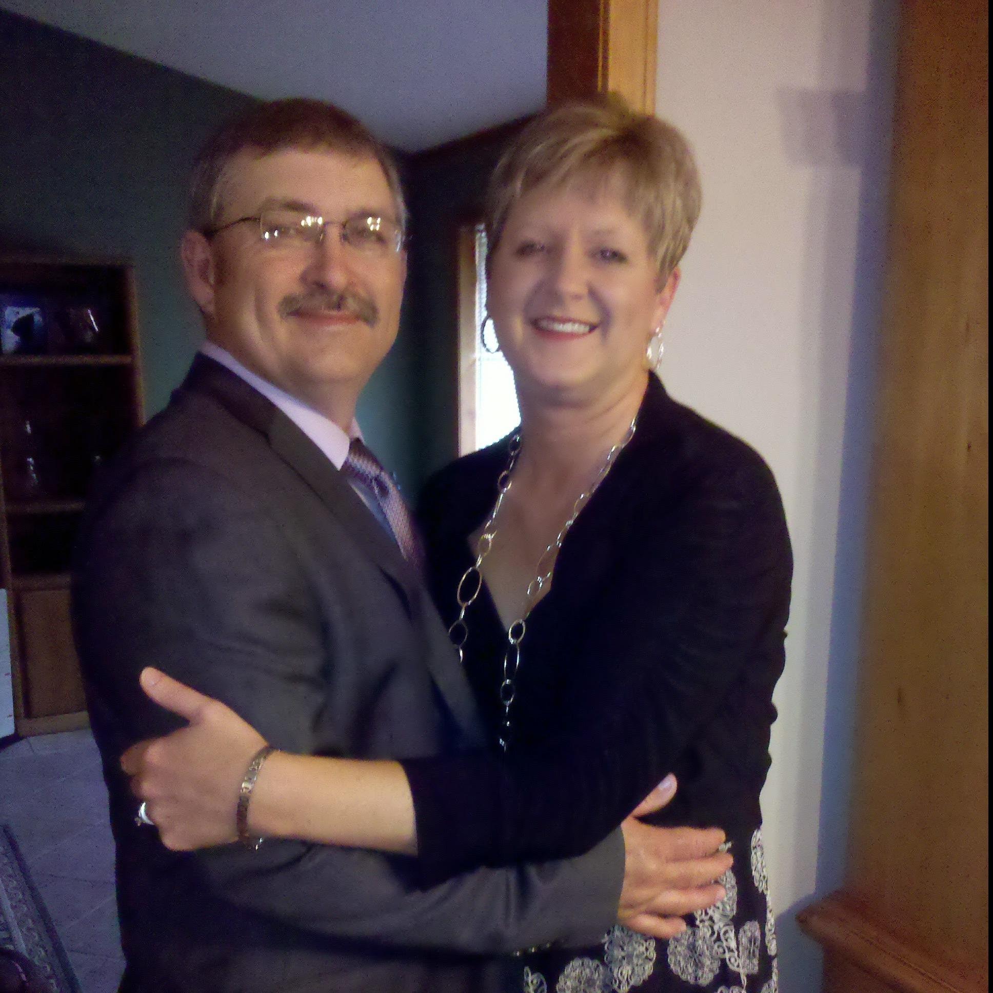 M&amp;T Plumbing and rooter service Logo