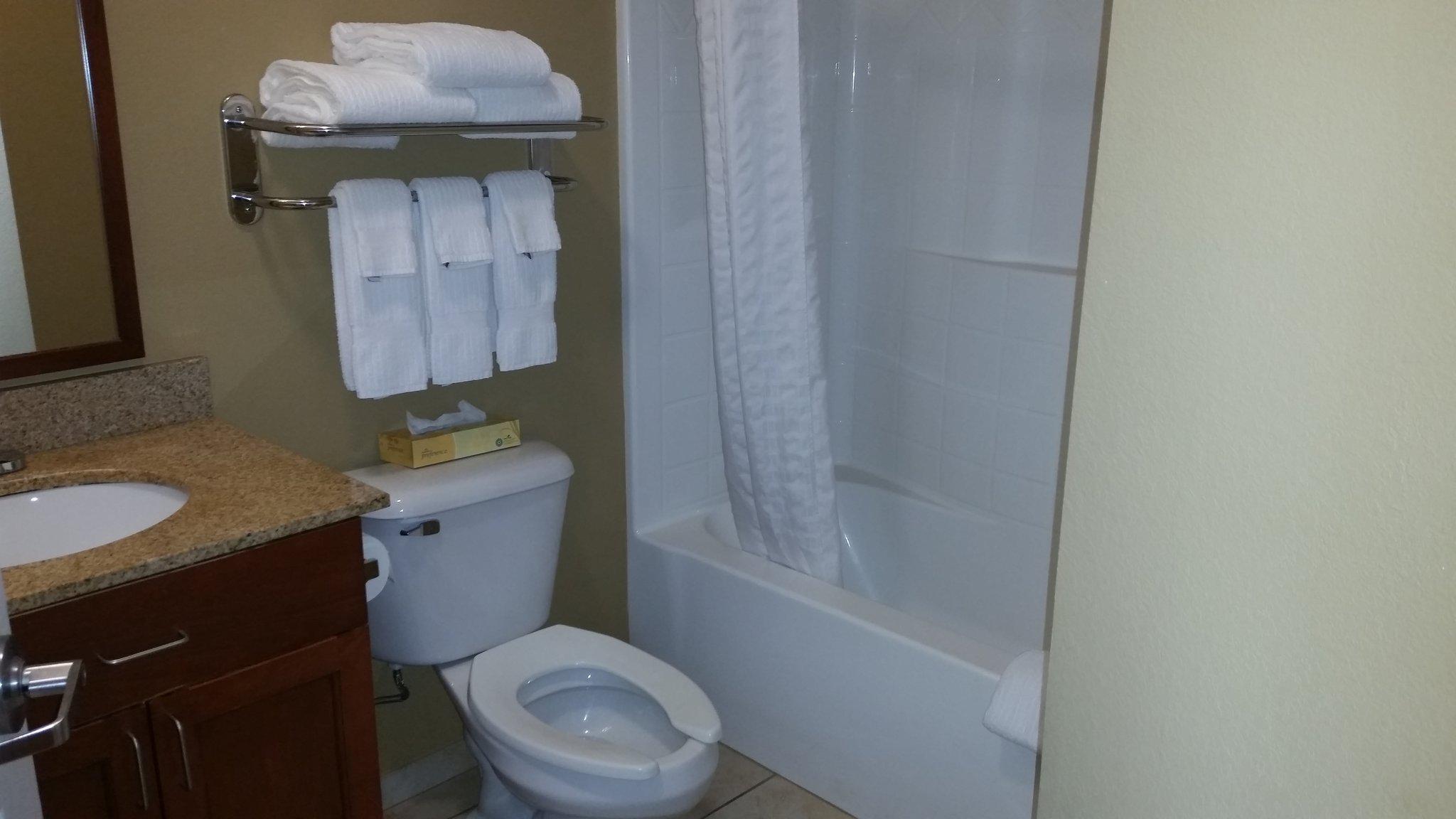 Candlewood Suites Hot Springs Photo