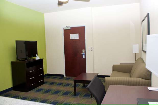 Images Best Western Plus Pratt