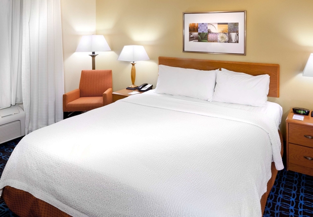 Images Fairfield Inn & Suites by Marriott San Bernardino