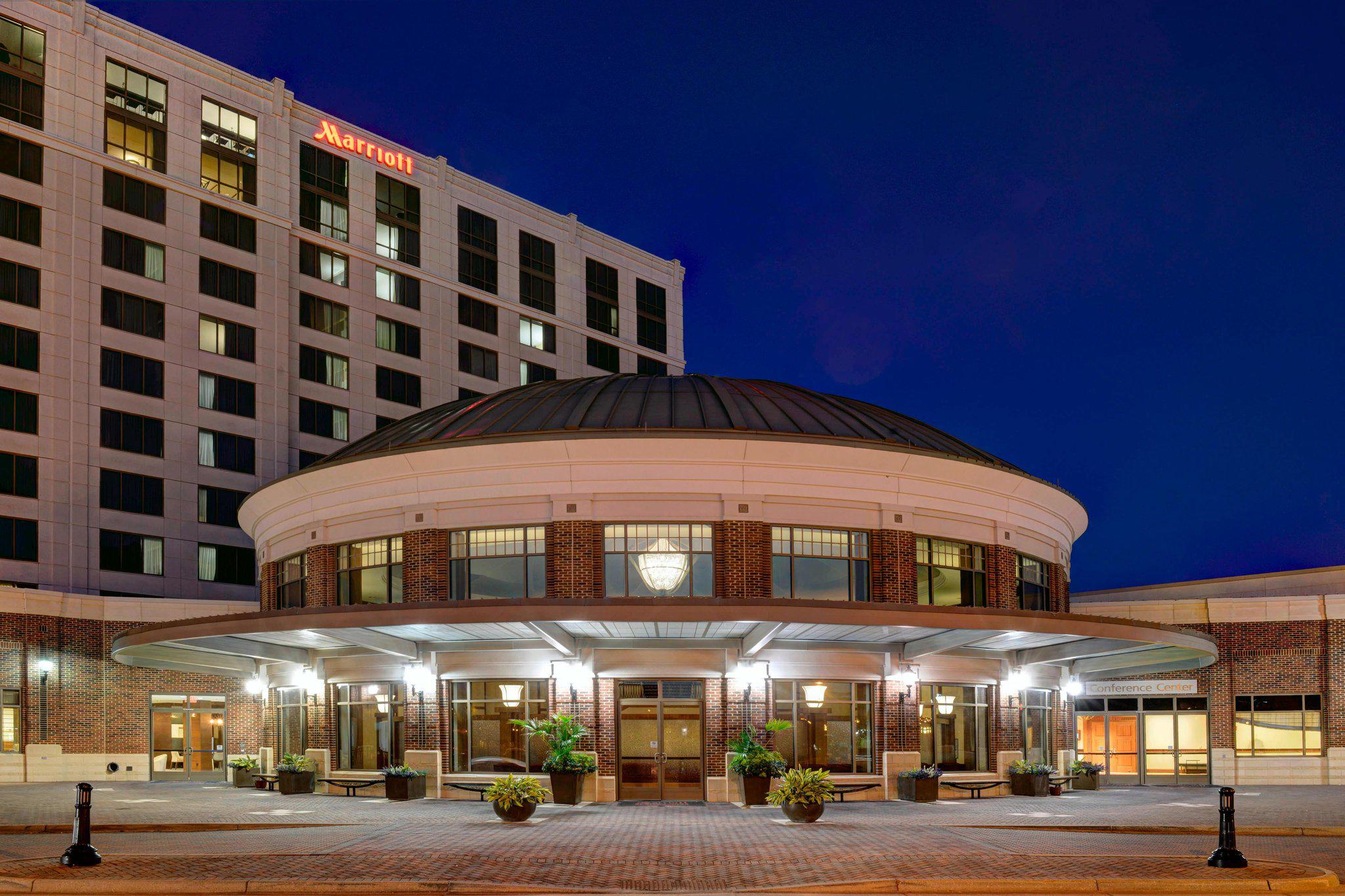 Newport News Marriott at City Center Photo