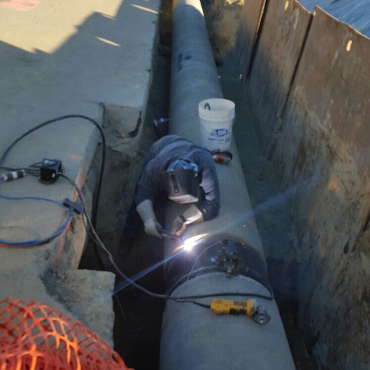 pipe line water replacement city of Huntington beach