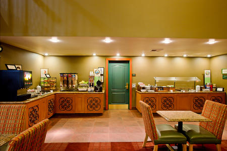 Images Country Inn & Suites by Radisson, San Bernardino (Redlands), CA