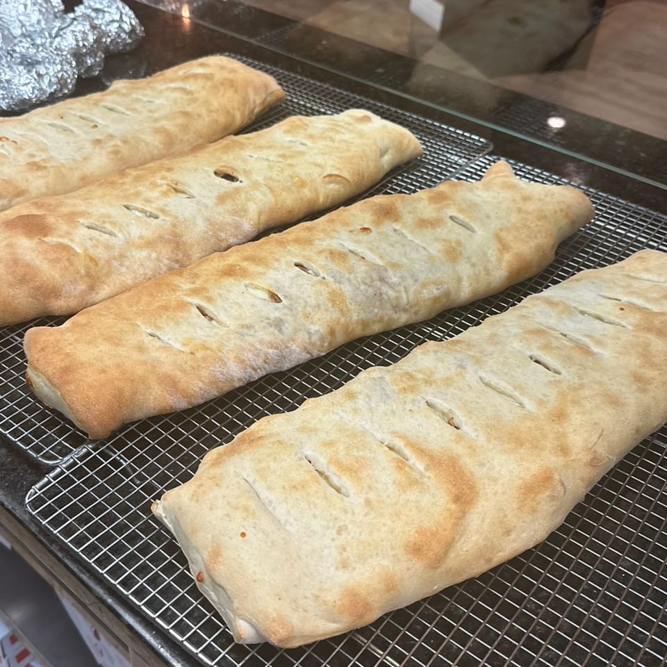 Family Size Stromboli
