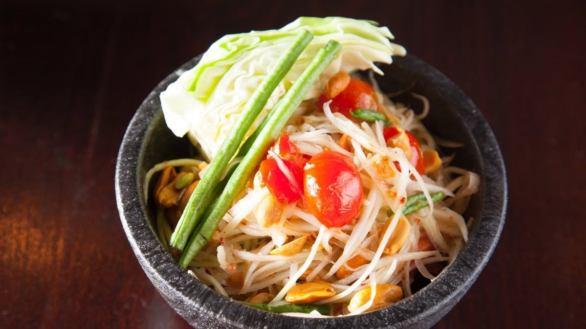 Somtum Thai - Shredded Green Papaya