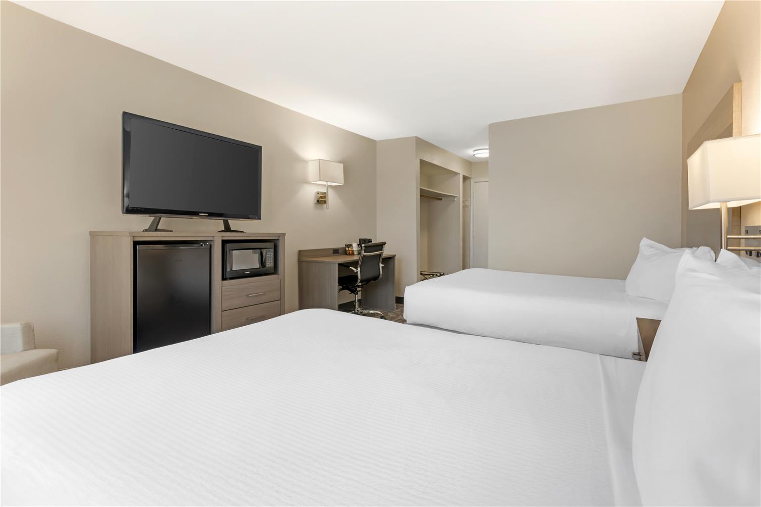 Best Western Kettleman City Inn & Suites Image