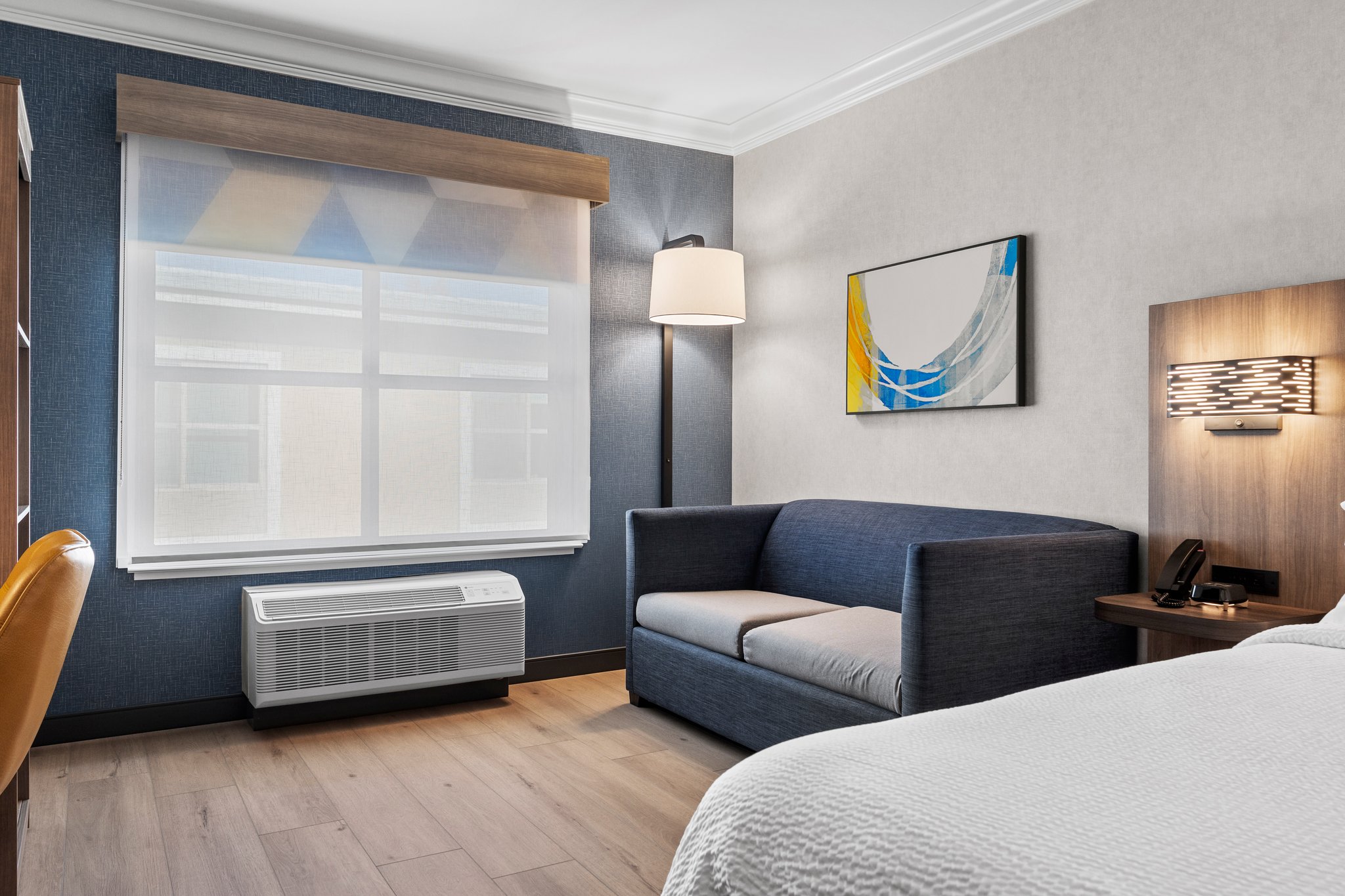 Holiday Inn Express & Suites Santa Cruz by IHG Image