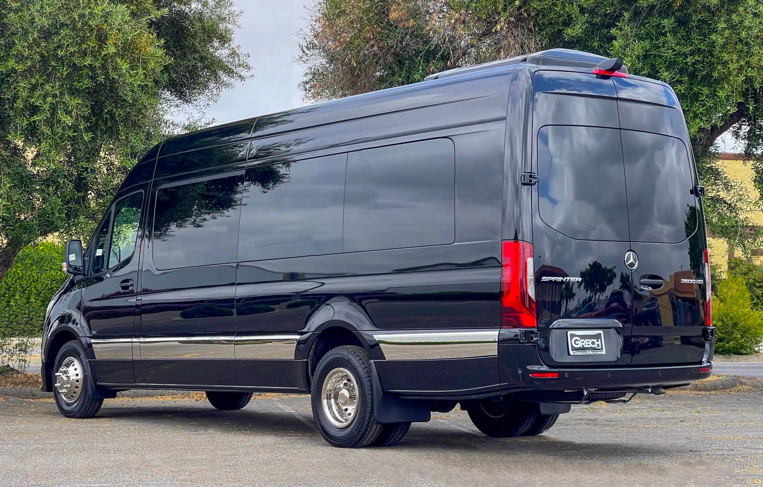 Roman Limousine Image