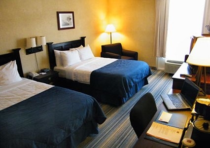 Clarion in VA Williamsburg 23185 Clarion Hotel Historic District 351 York Street (757)229-4100