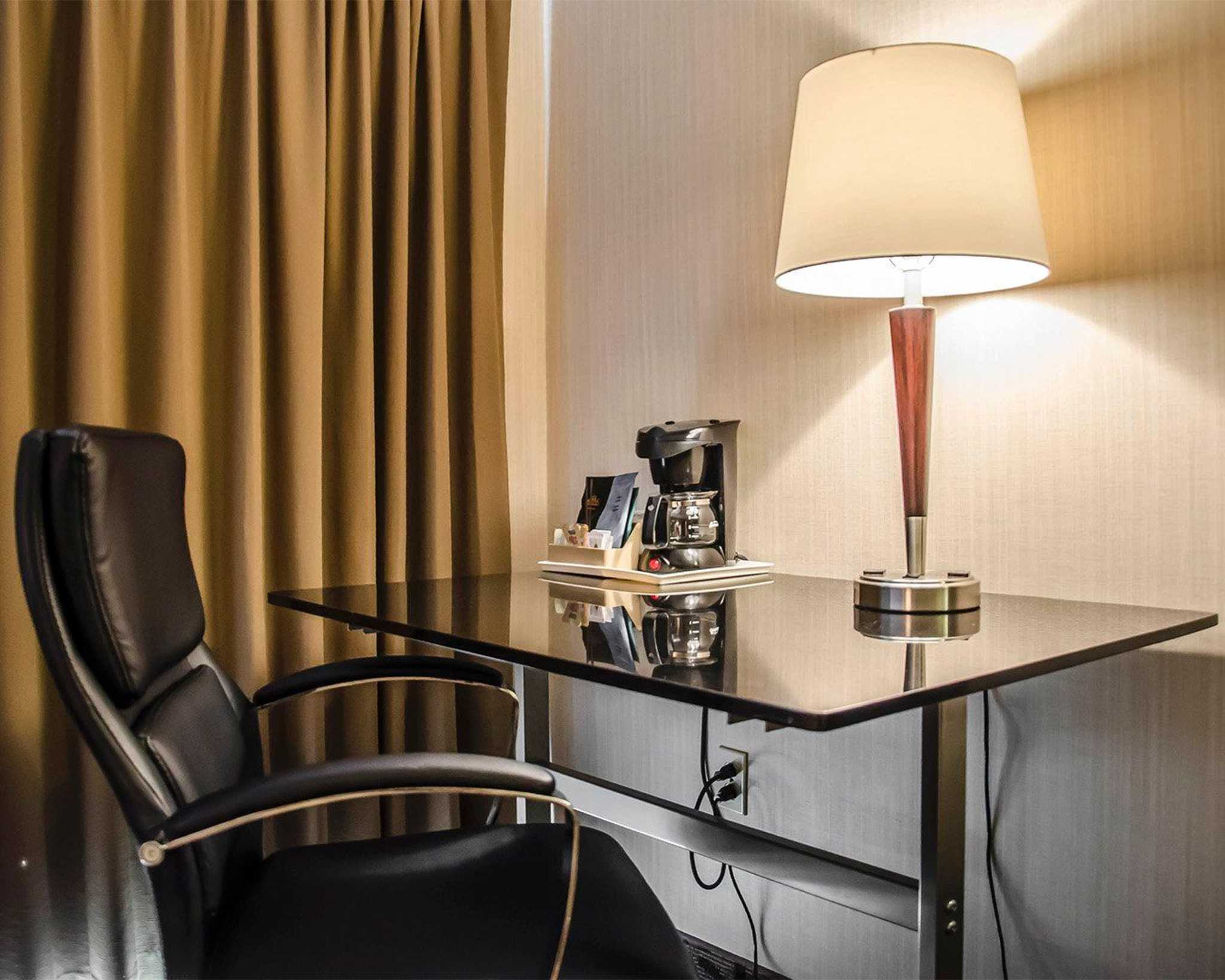 Images Comfort Inn South Shore
