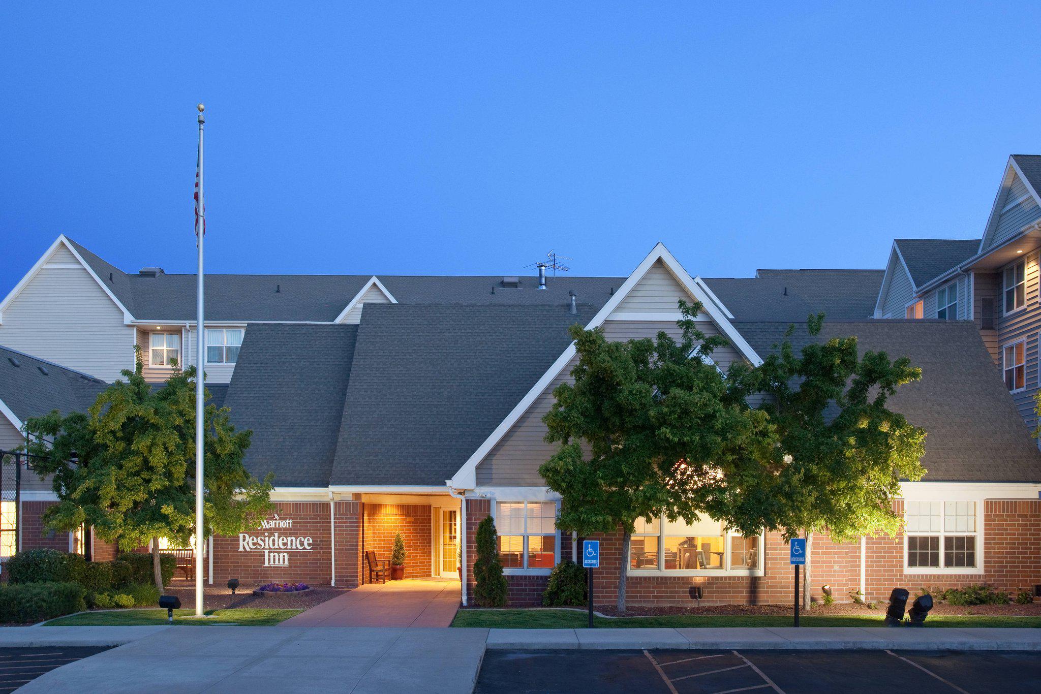 Residence Inn by Marriott Salt Lake City Airport Photo