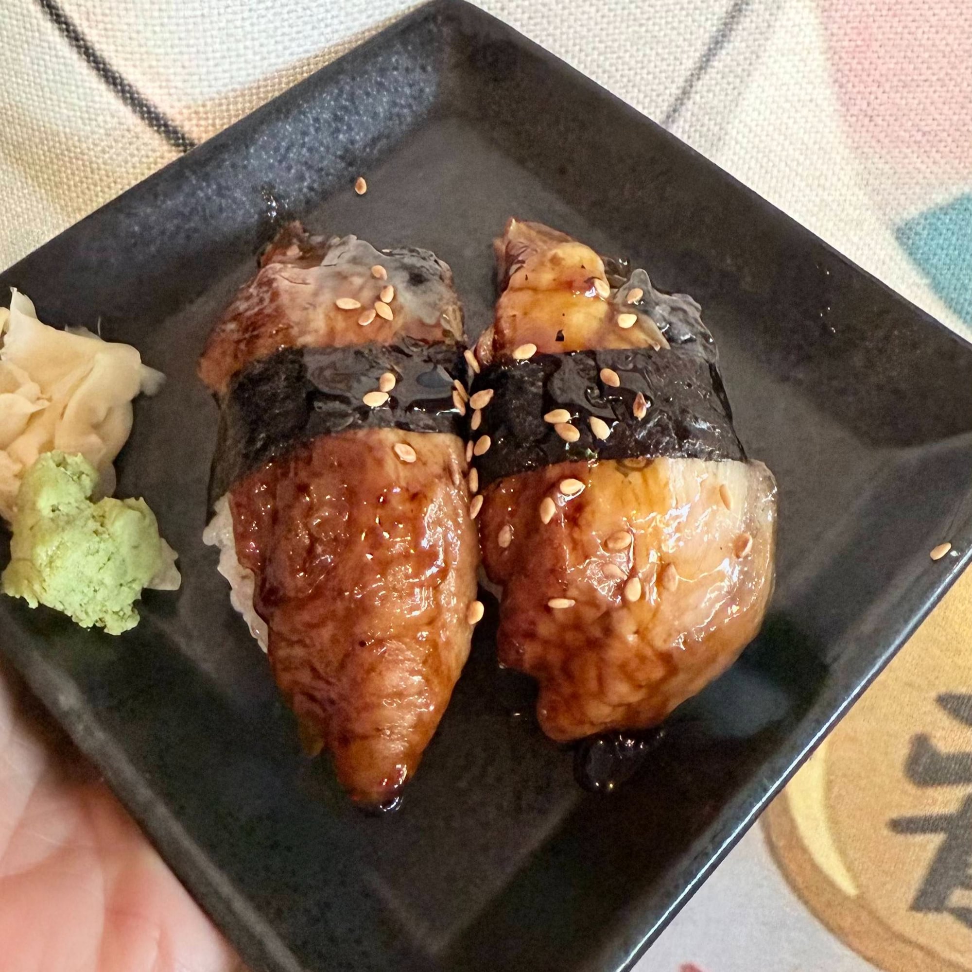 Eel sushi (2pcs)