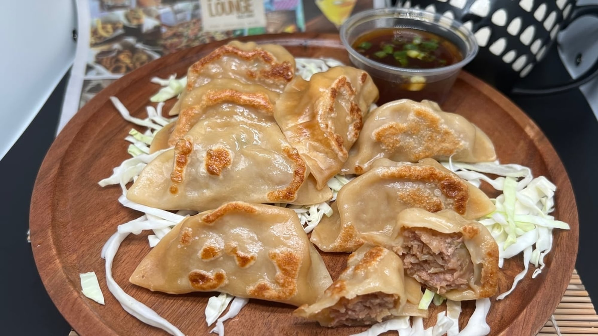 Pot Sticker (8pc)