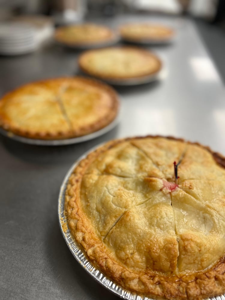 Cherry pie - Whole