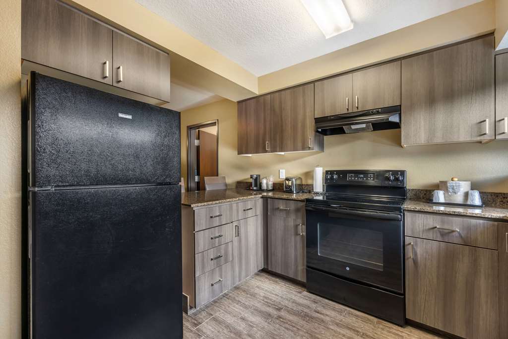 Best Western Columbia River Waterfront Hotel Astoria Image