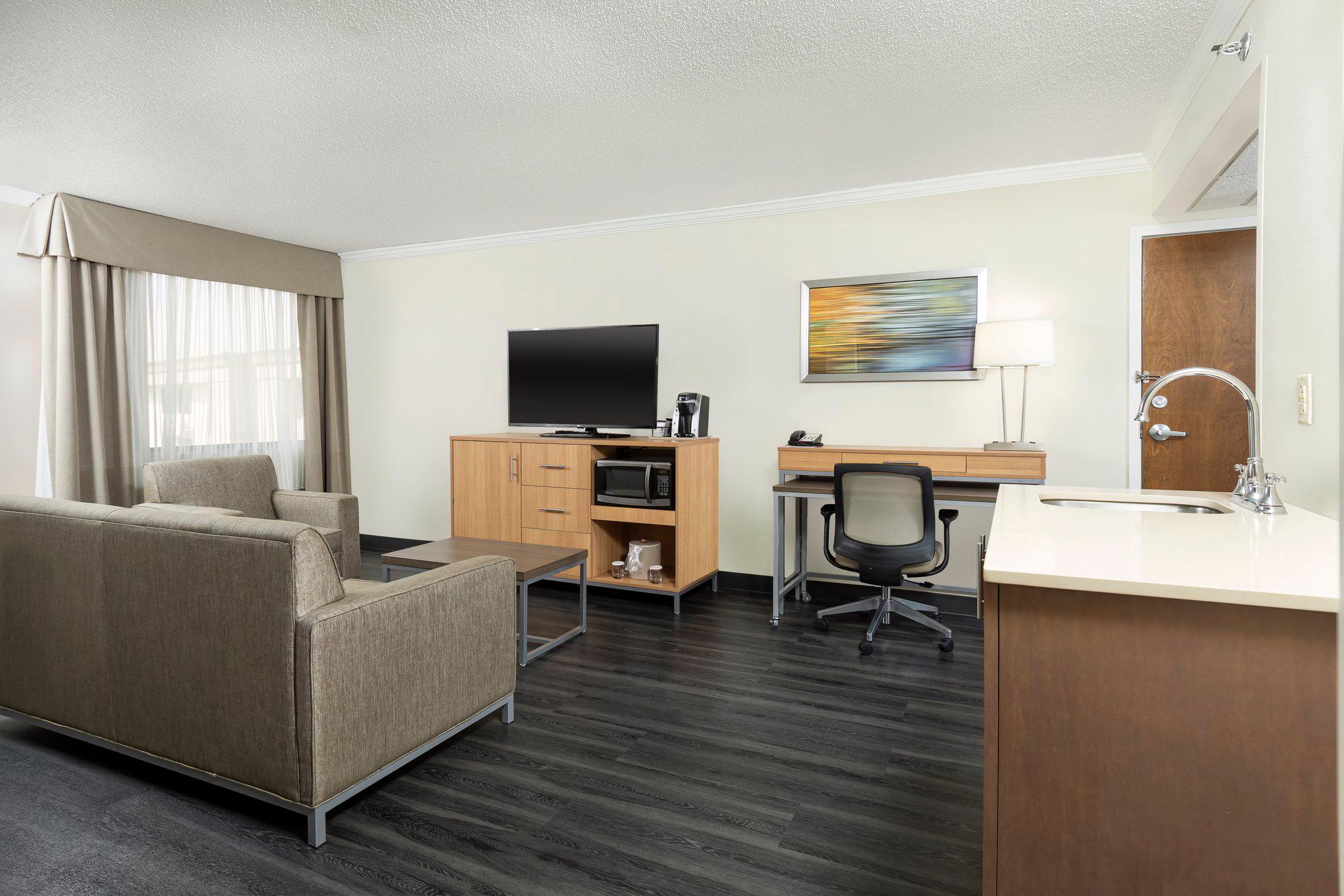 Holiday Inn Greenville by IHG Image