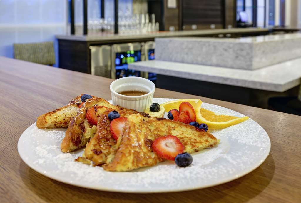 Hilton Garden Inn Manassas Image