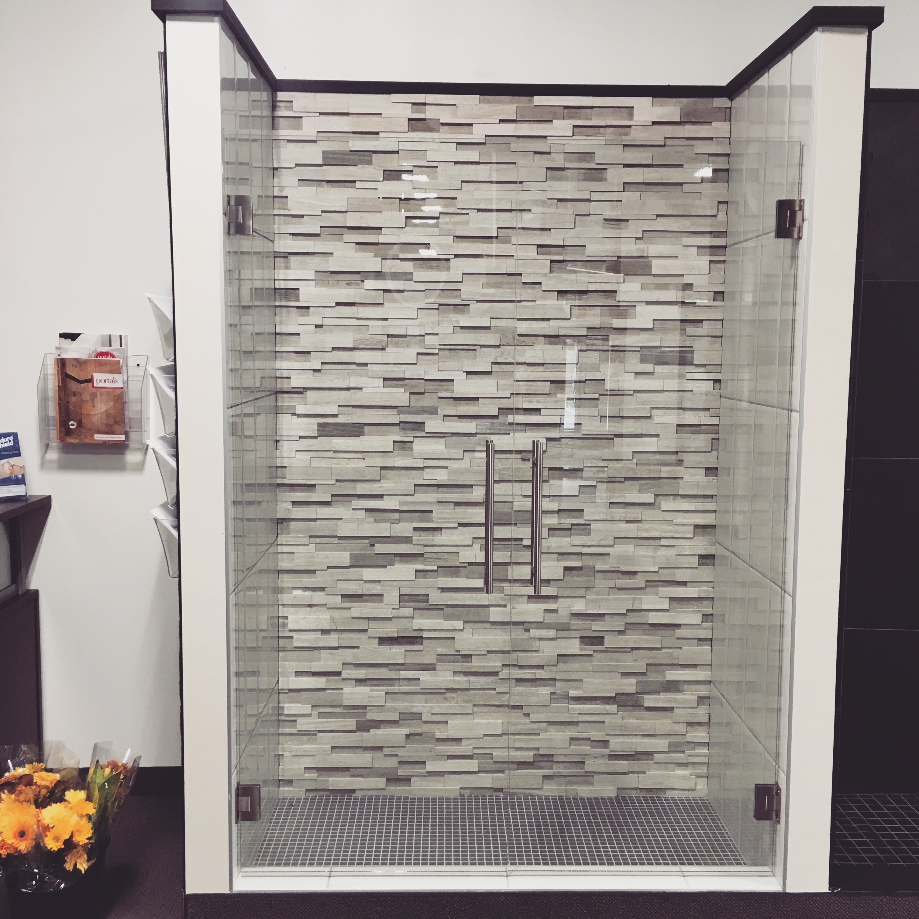 Hopkins Glass and Shower Door LLC Photo