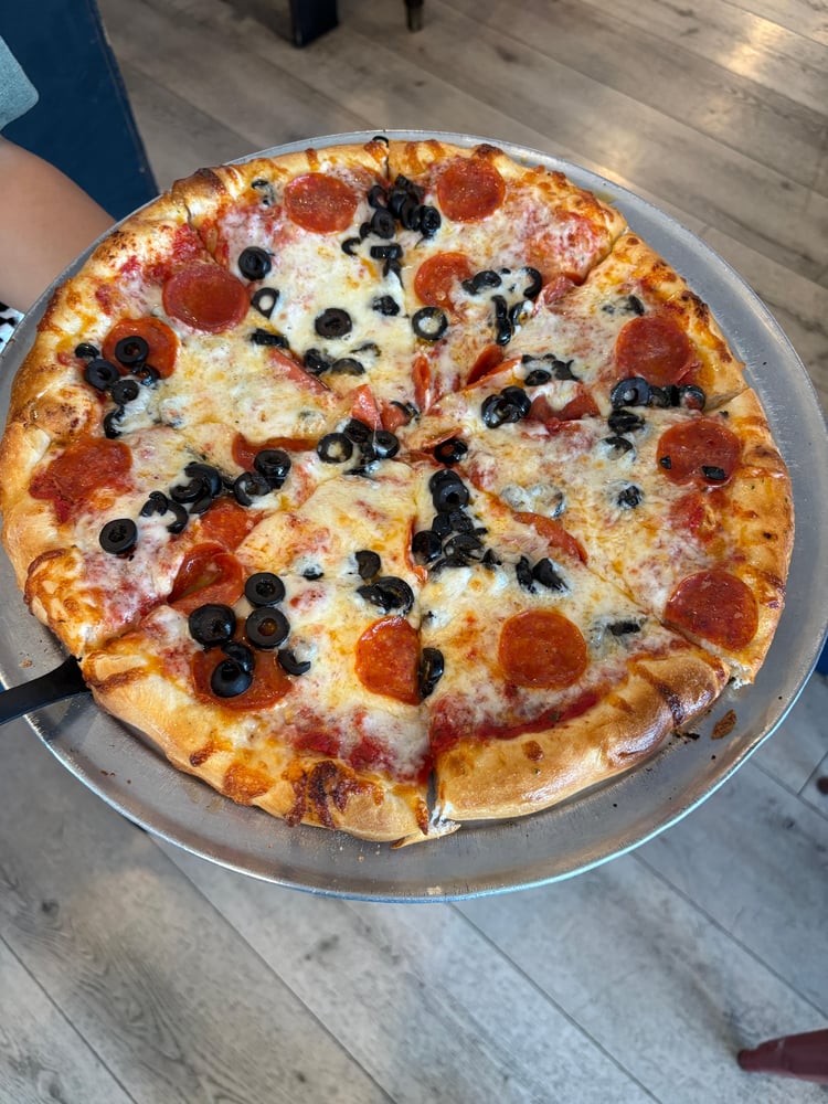 14" Pizza