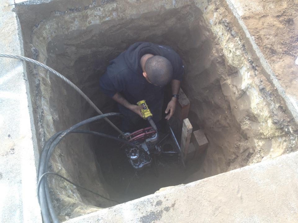 Trenchless by far has been the way to go it's fast clean and affordable. With the latest technology we can replace up to 300 ft of sewer with very little to no damage done to your landscape. If you are looking in replacing your sewer line, spot repair on your sewer or drain lines gives a call and get free estimate over the phone. 