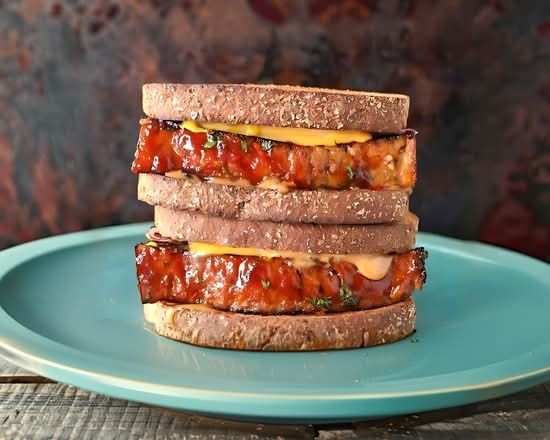 Meatloaf Melt Supreme on Toasted Bread