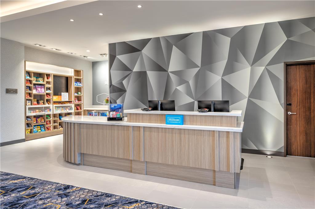 Hampton Inn and Suites Irving Hwy 183 Image