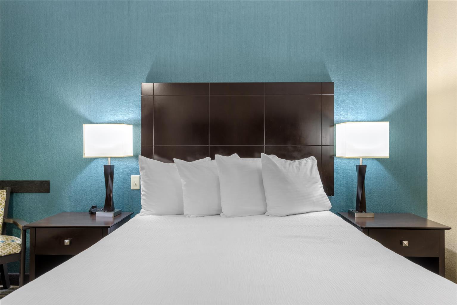 Best Western Long Beach Inn Image