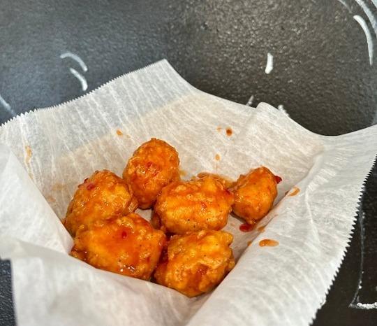 BONE-LESS WINGS