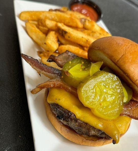 7oz. Seven Hills Burger*