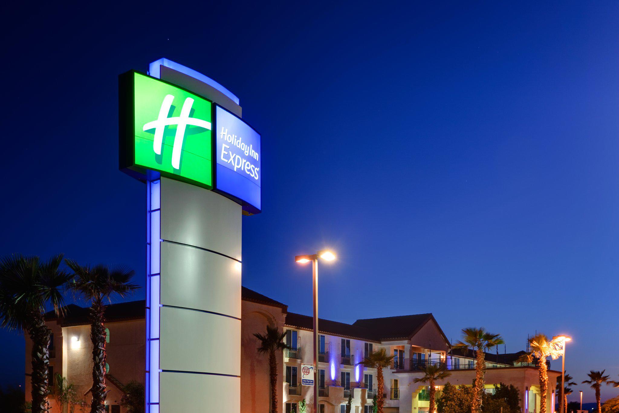 Holiday Inn Express Calexico Photo