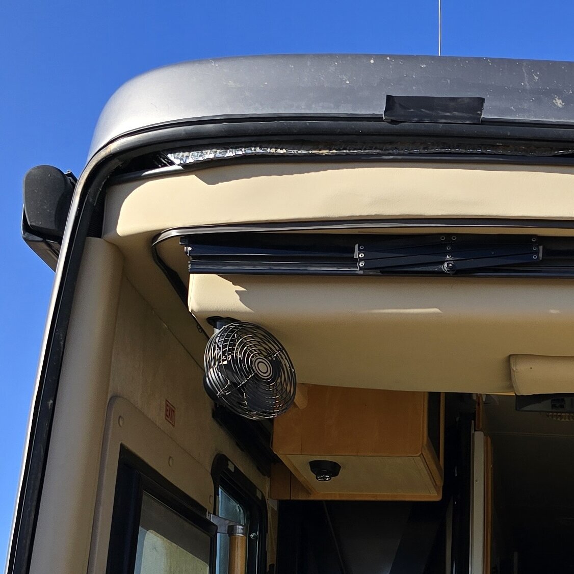 Precision RV Glass LLC Image