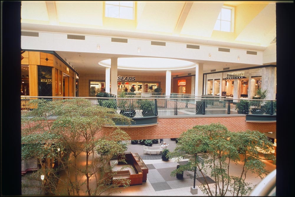 Wolfchase Galleria Memphis, TN Business Directory