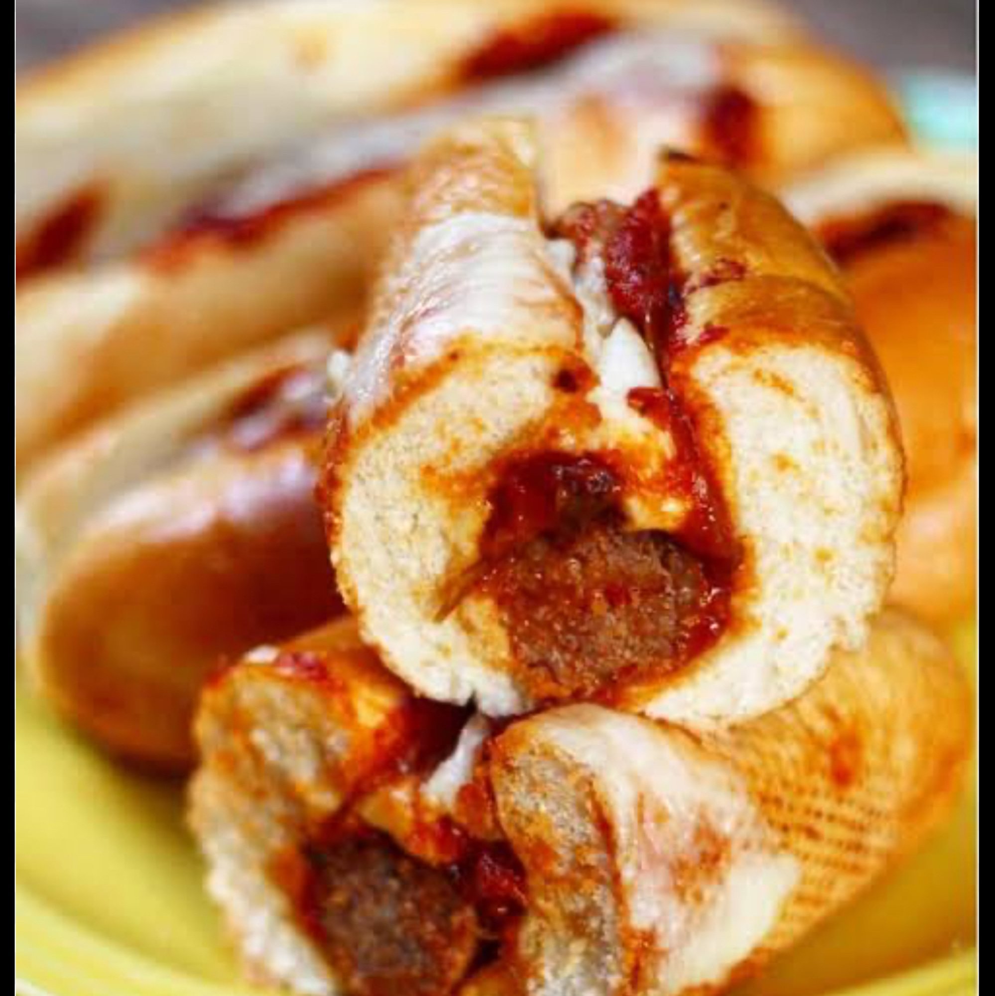 Italian sausage sub w/mozzarella