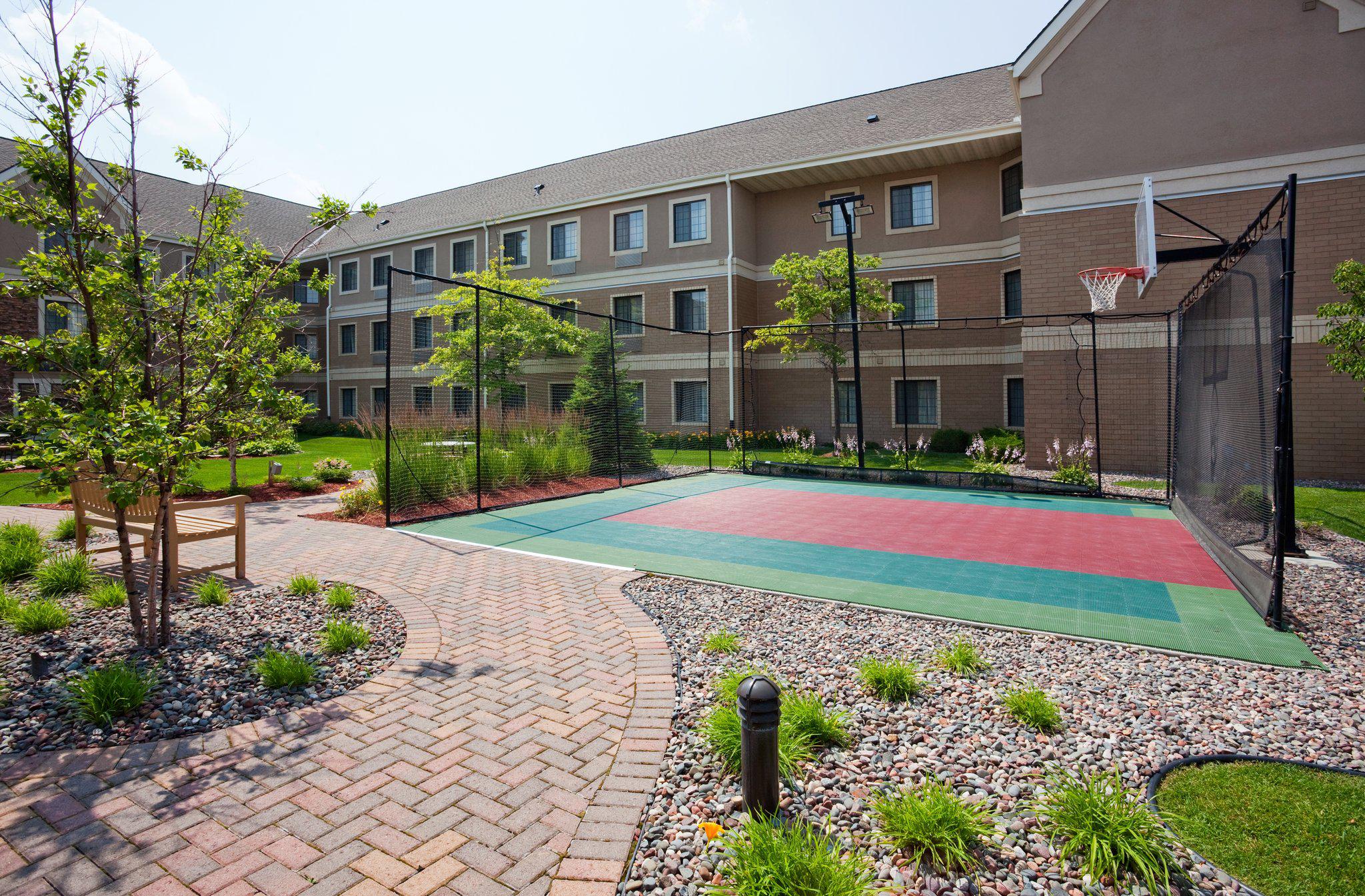 Staybridge Suites Mpls-Maple Grove/Arbor Lakes Photo