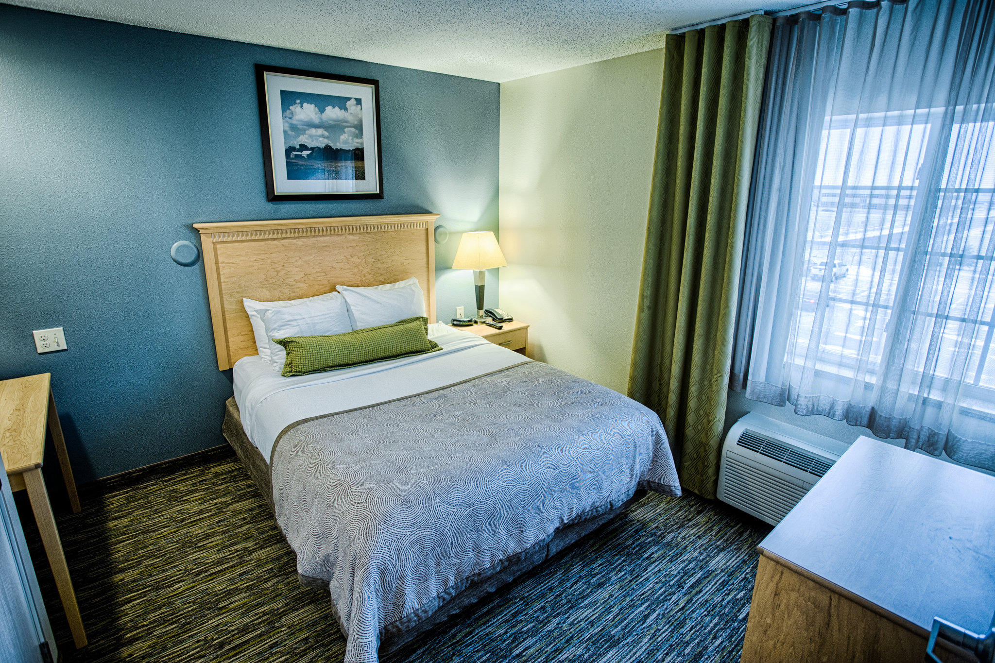 Candlewood Suites Fargo-N. Dakota State Univ. Photo