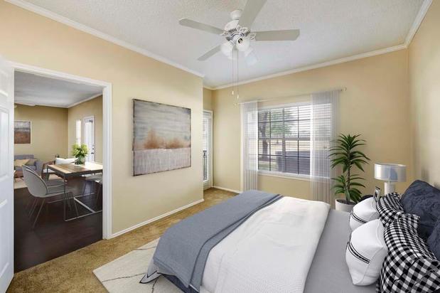 Images Camden Cimarron Apartments