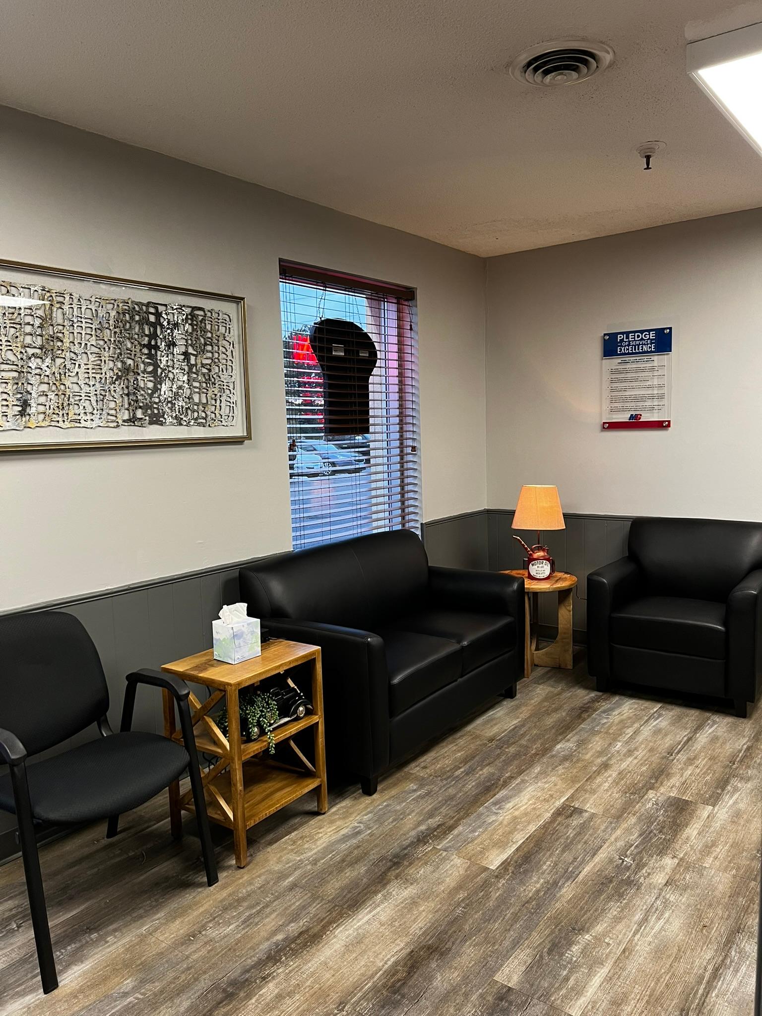 Maple Grove Auto Service Image