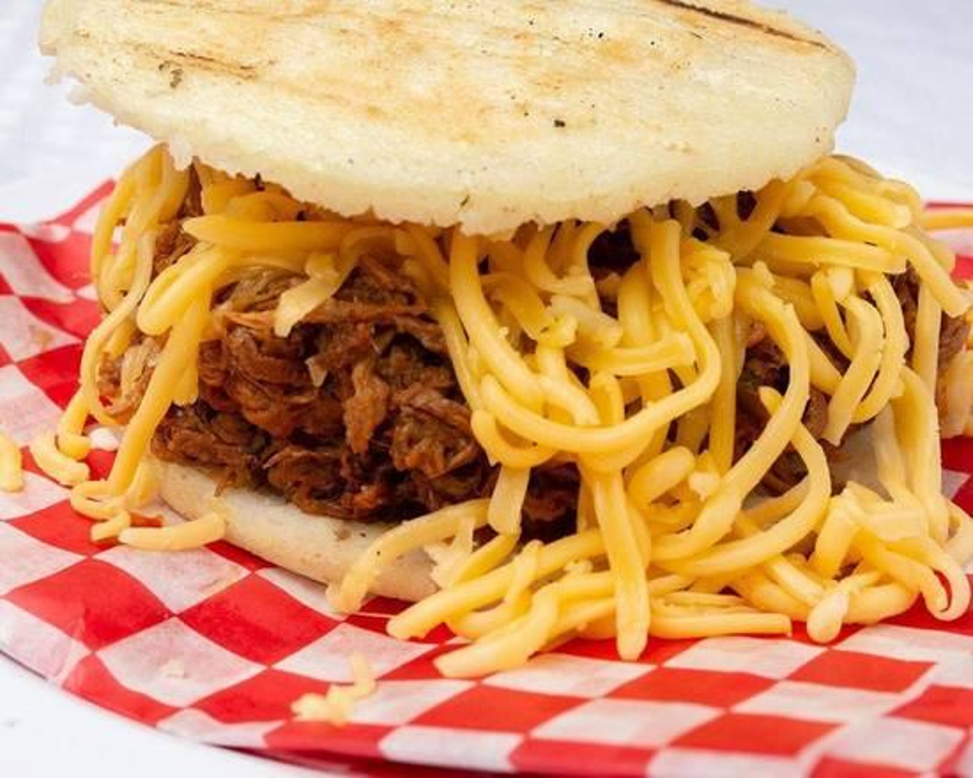 Arepa Pelua/Shredded Beef&Gouda