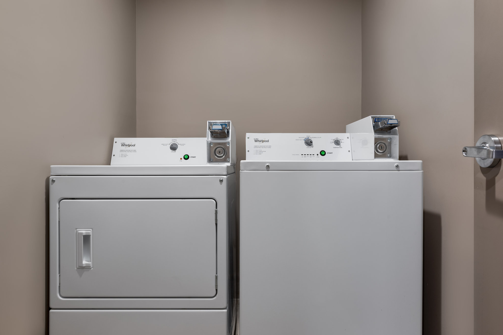 Holiday Inn Express & Suites Bronx - Zoo Area by IHG Image