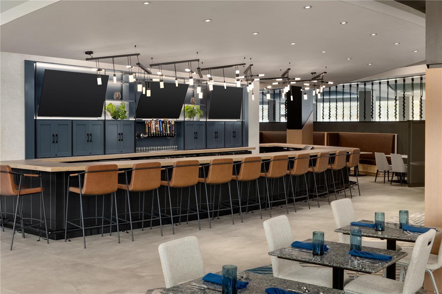 Hilton Baltimore BWI Airport Image