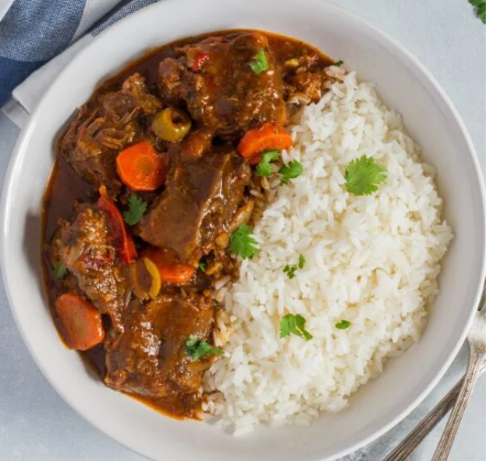 Rabo (Oxtails) Lunch