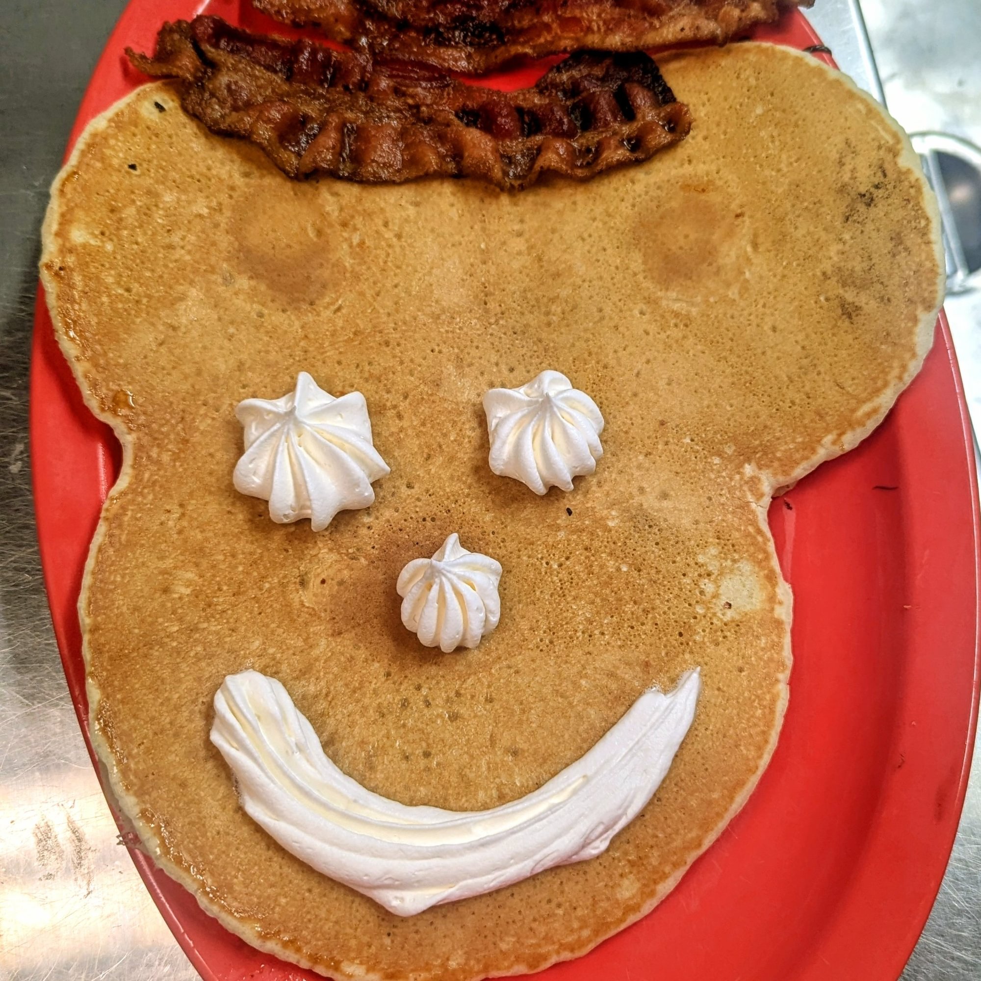 Mickey Cake Bacon