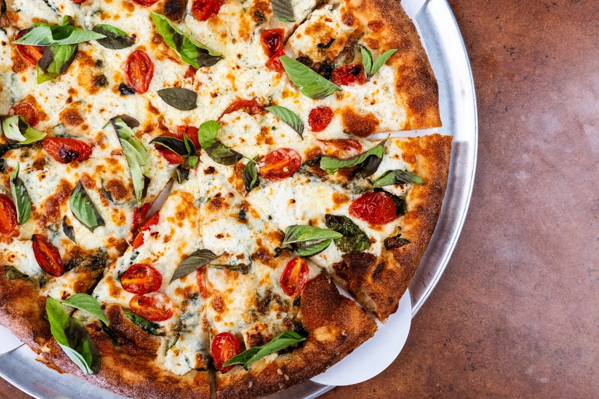 10" Bianca Pizza